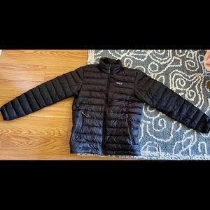 Men’s black Patagonia down jacket